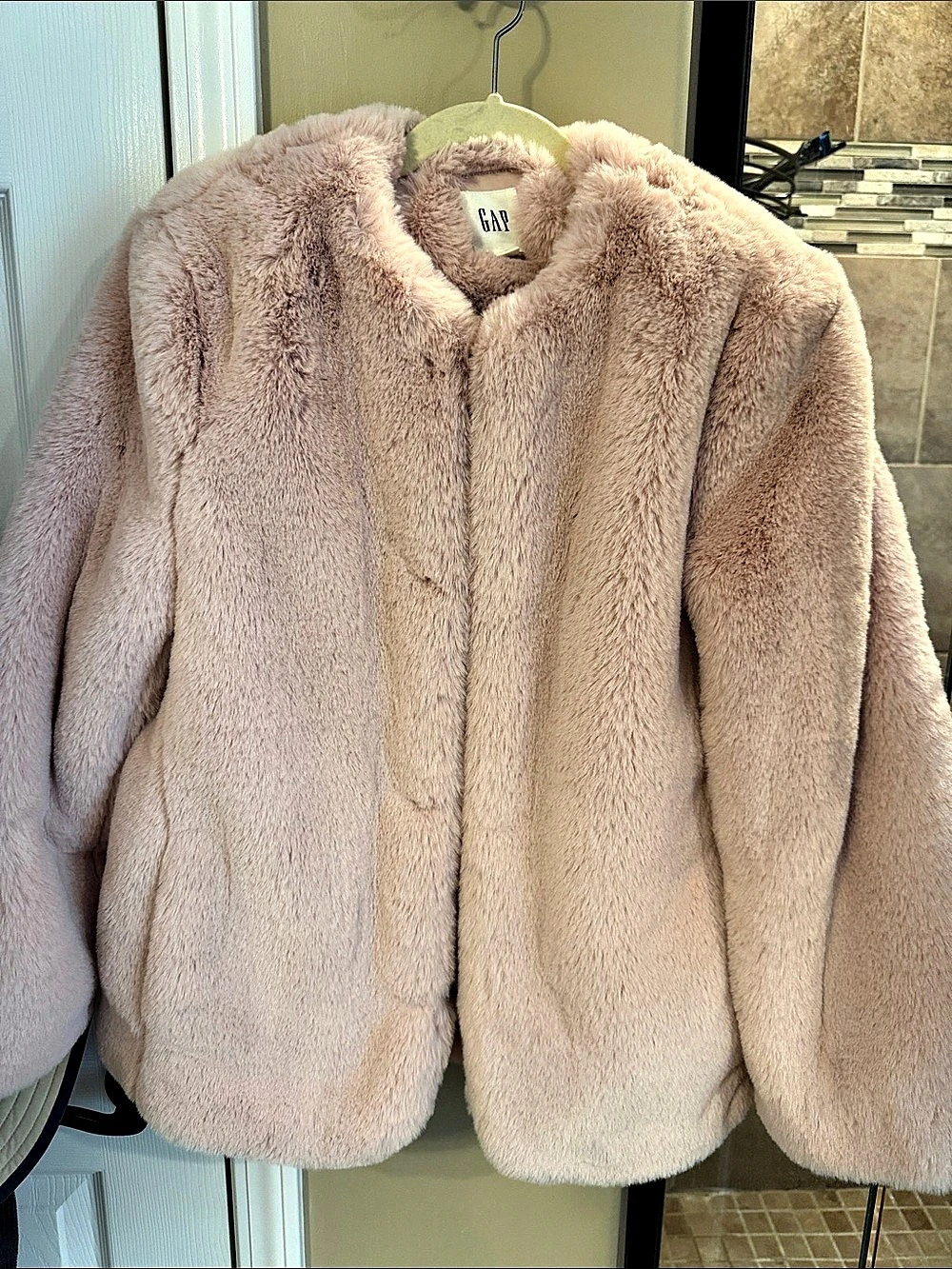 Gap Faux Fur Coat Jacket in Pink Size Small